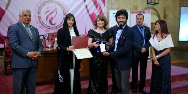 تكريم رامي أنور بمهرجان المرأة العربية للإبداع