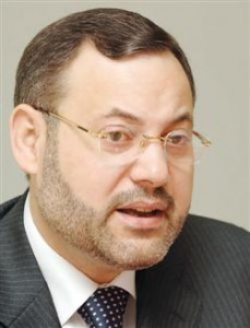 أحمد منصور مذيع الجزيرة