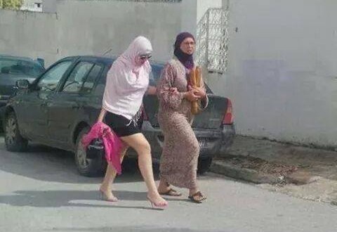 سيدة الخمار والمايكروجيب