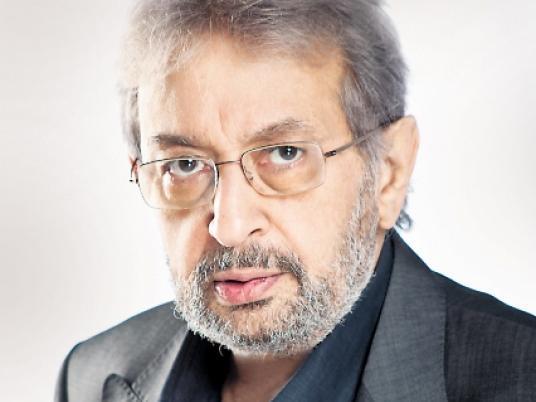 وفاة الفنان نور الشريف بعد صراع طويل مع المرض وفاة الفنان نور الشريف بعد صراع طويل مع المرض