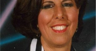 إيزيس جورج قلادة