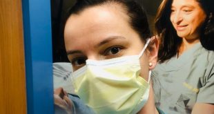 نتاليا أثناء عملها كممرضة