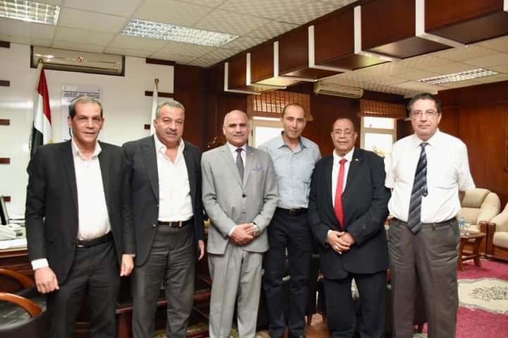 كلية طب الأقصر