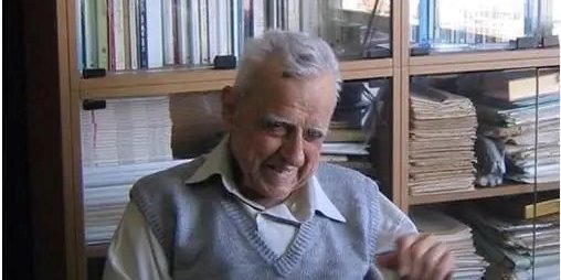 كوستي بندلي