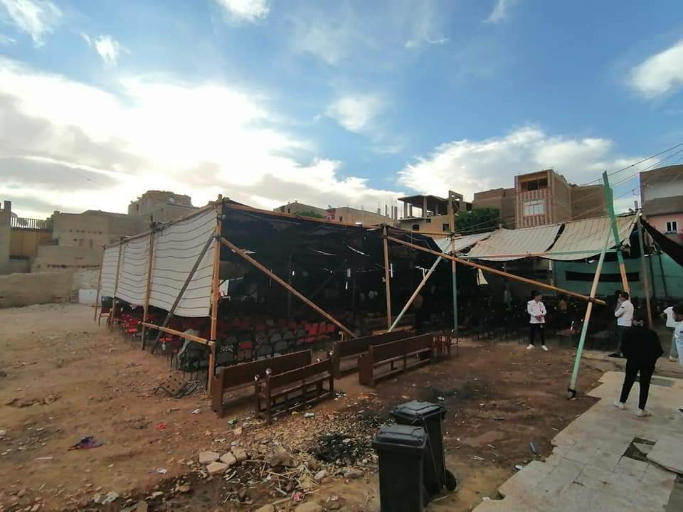 أرمنت الحيط