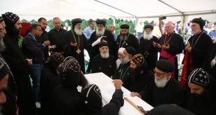 صلوات تجنيز نيافة الأنبا ميشائيل بألمانيا