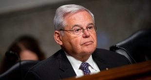 السيناتور أمريكى "بوب مينيديز‏"