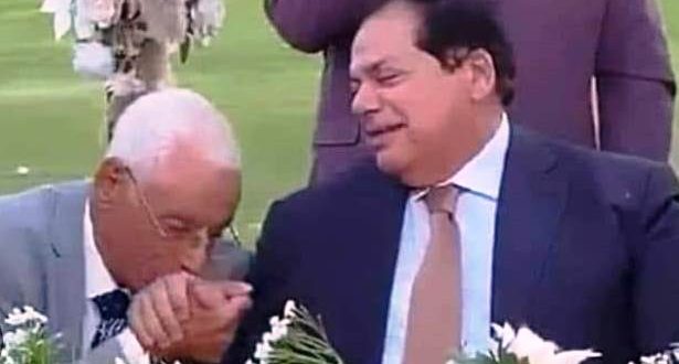 صورة تثير جدلا